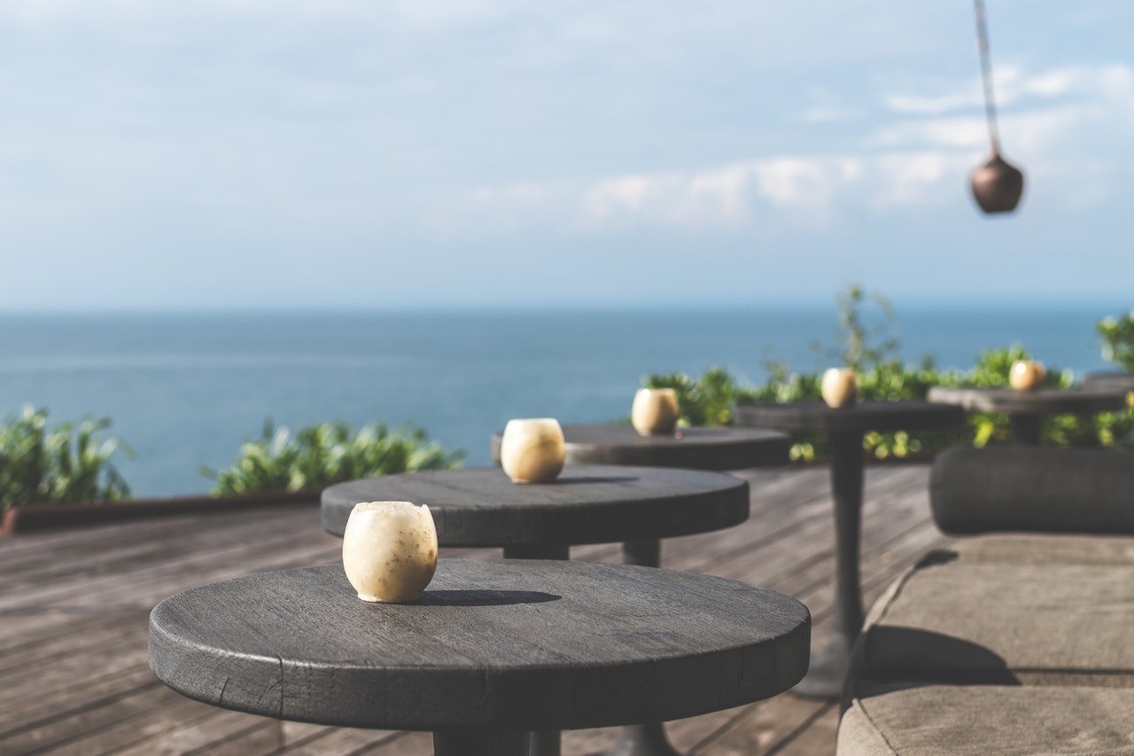 Getting Your Outdoor Teak Furniture Seem As Good As It Lasts Long