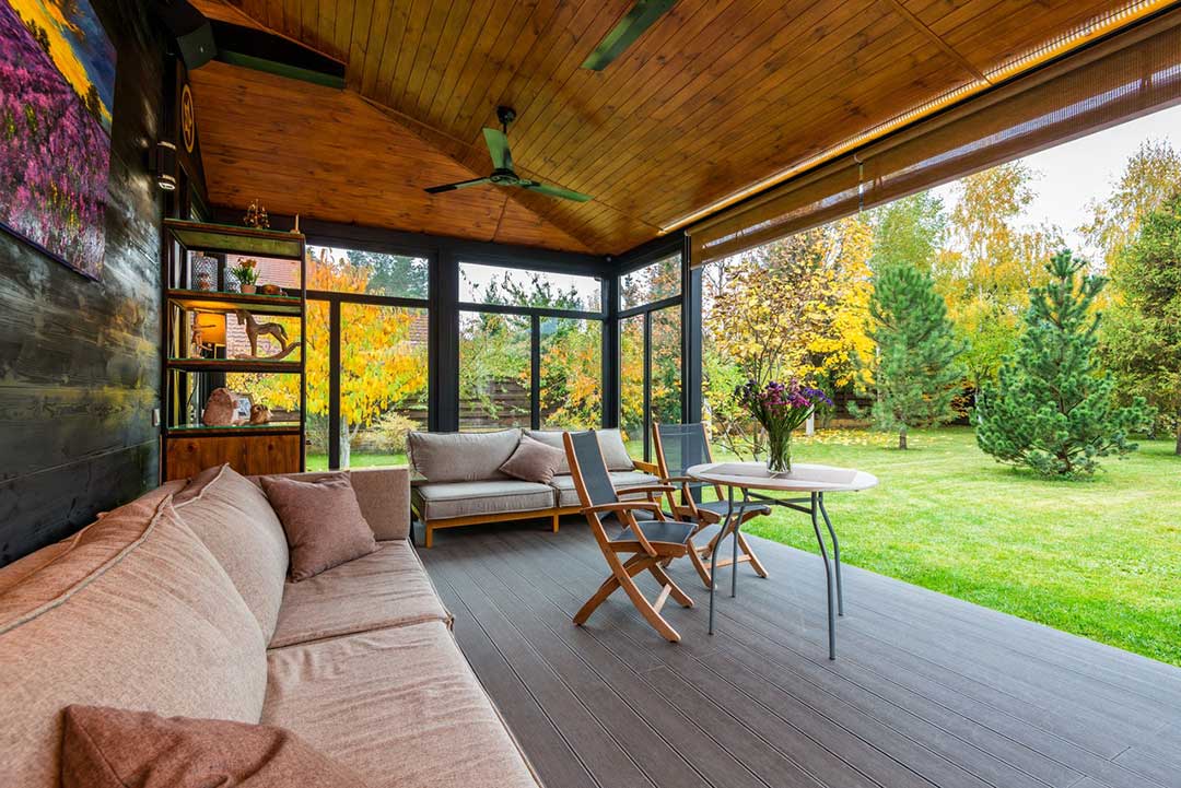 For Extra Convenience, Get A Potting Table To The Backyard