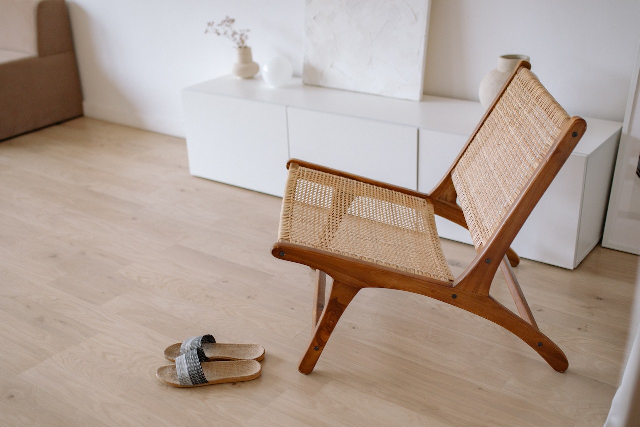 The Benefits of Owning Teak Furniture
